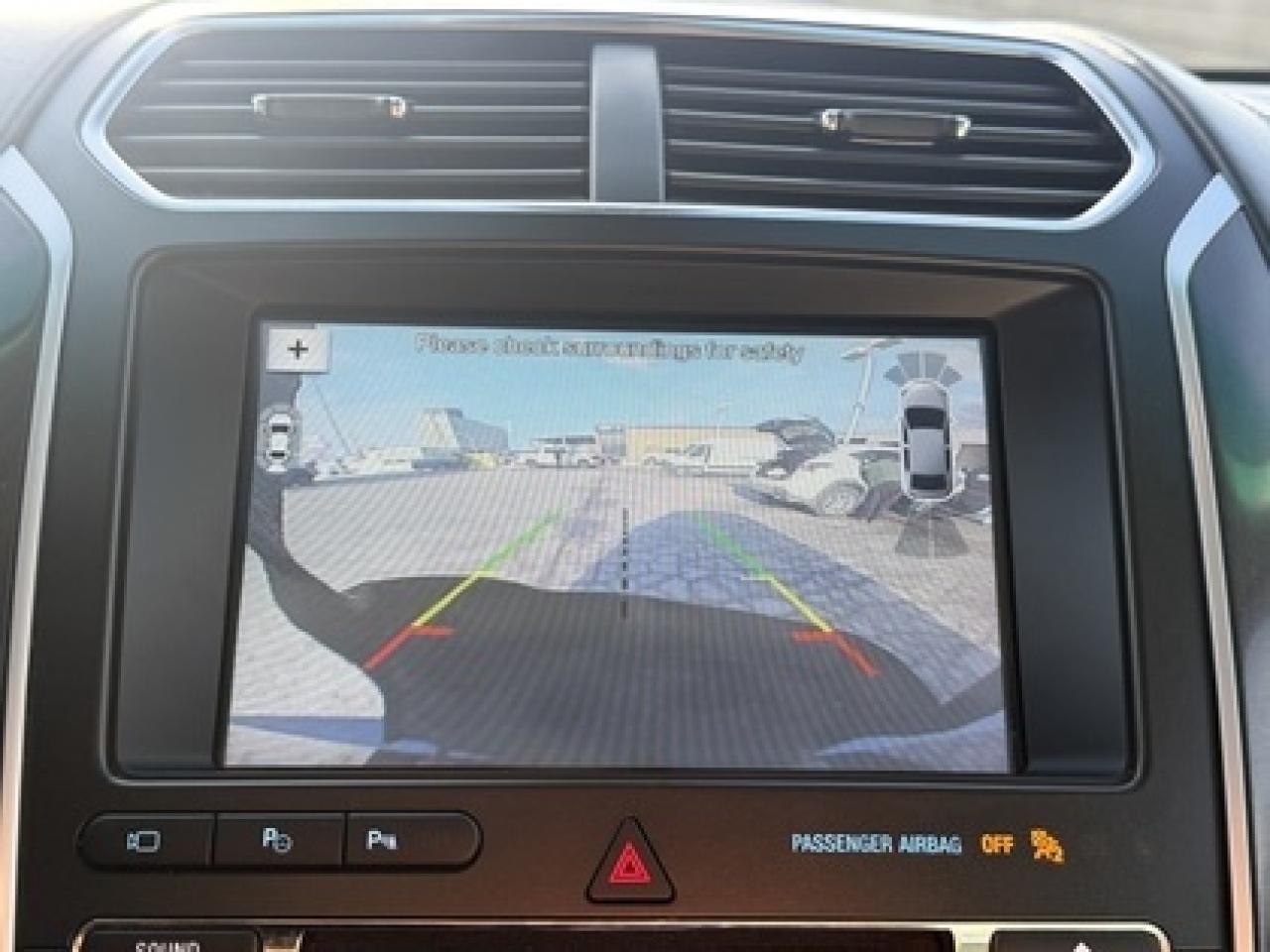 2017 Ford Explorer Platinum Awd Photo