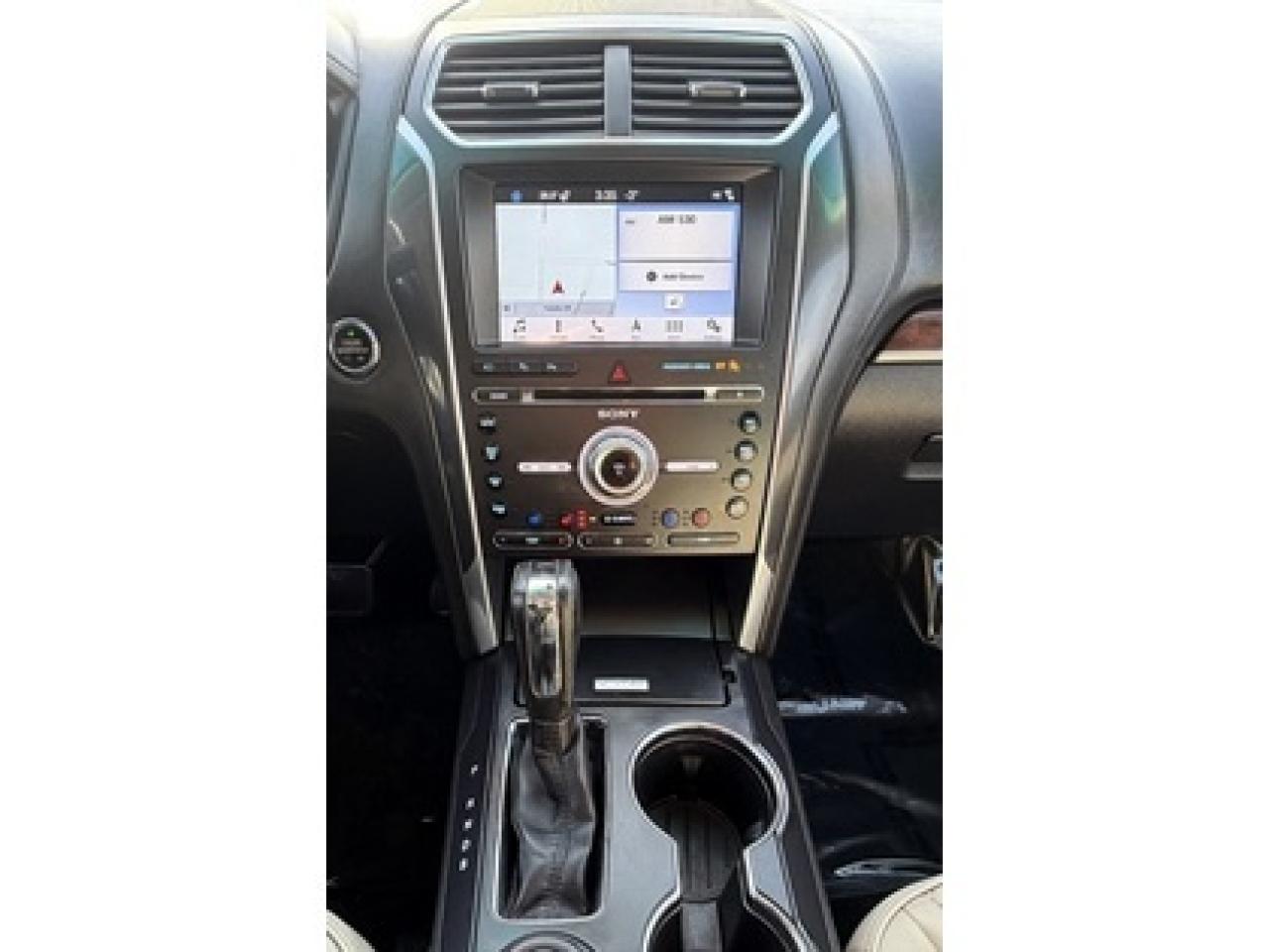 2017 Ford Explorer Platinum Awd Photo