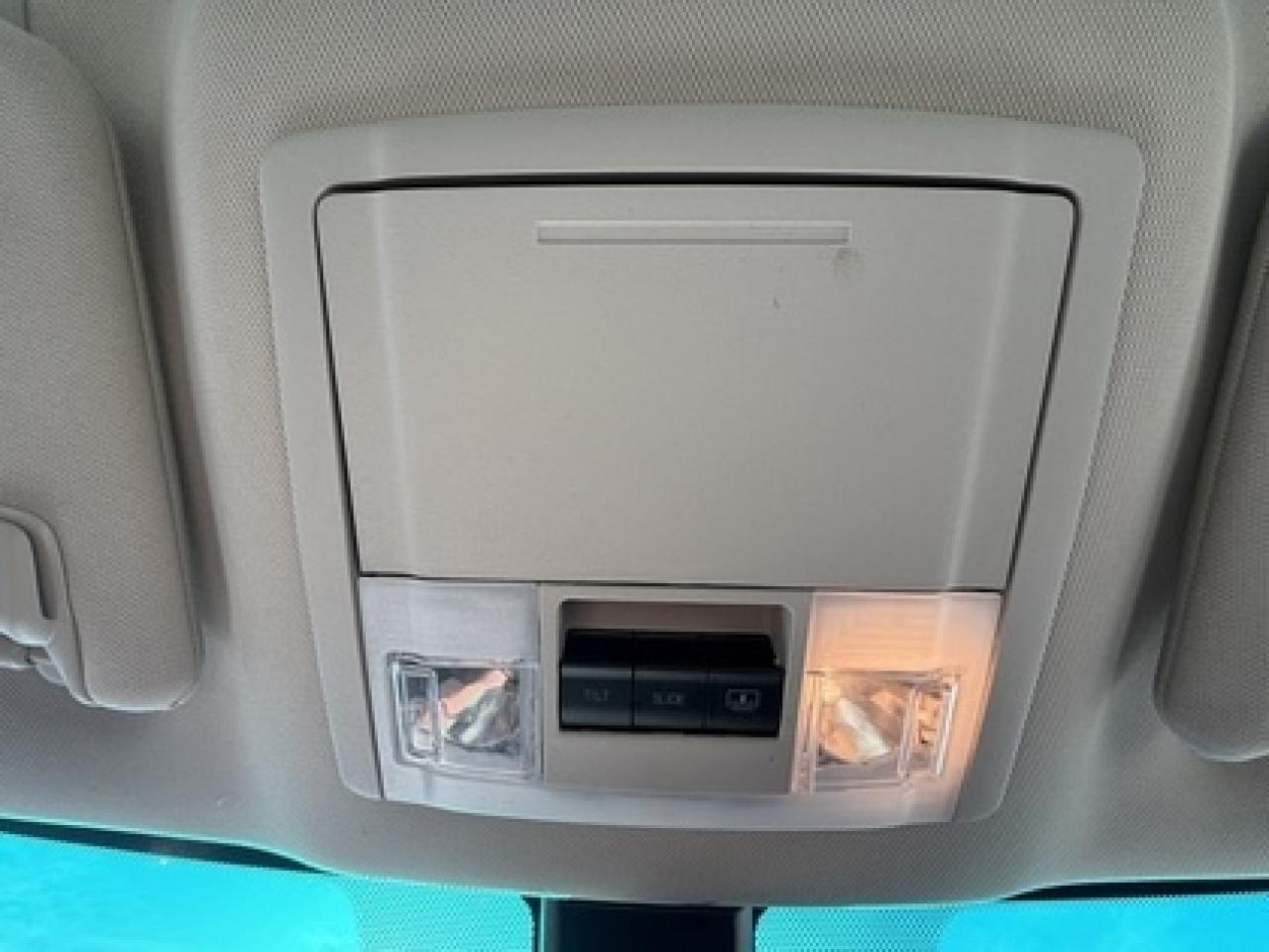 2017 Ford Explorer Platinum Awd Photo