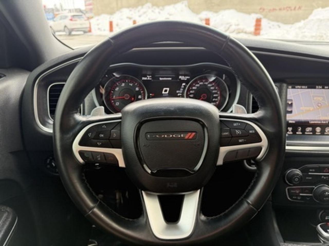 2017 Dodge Charger SXT AWD Photo