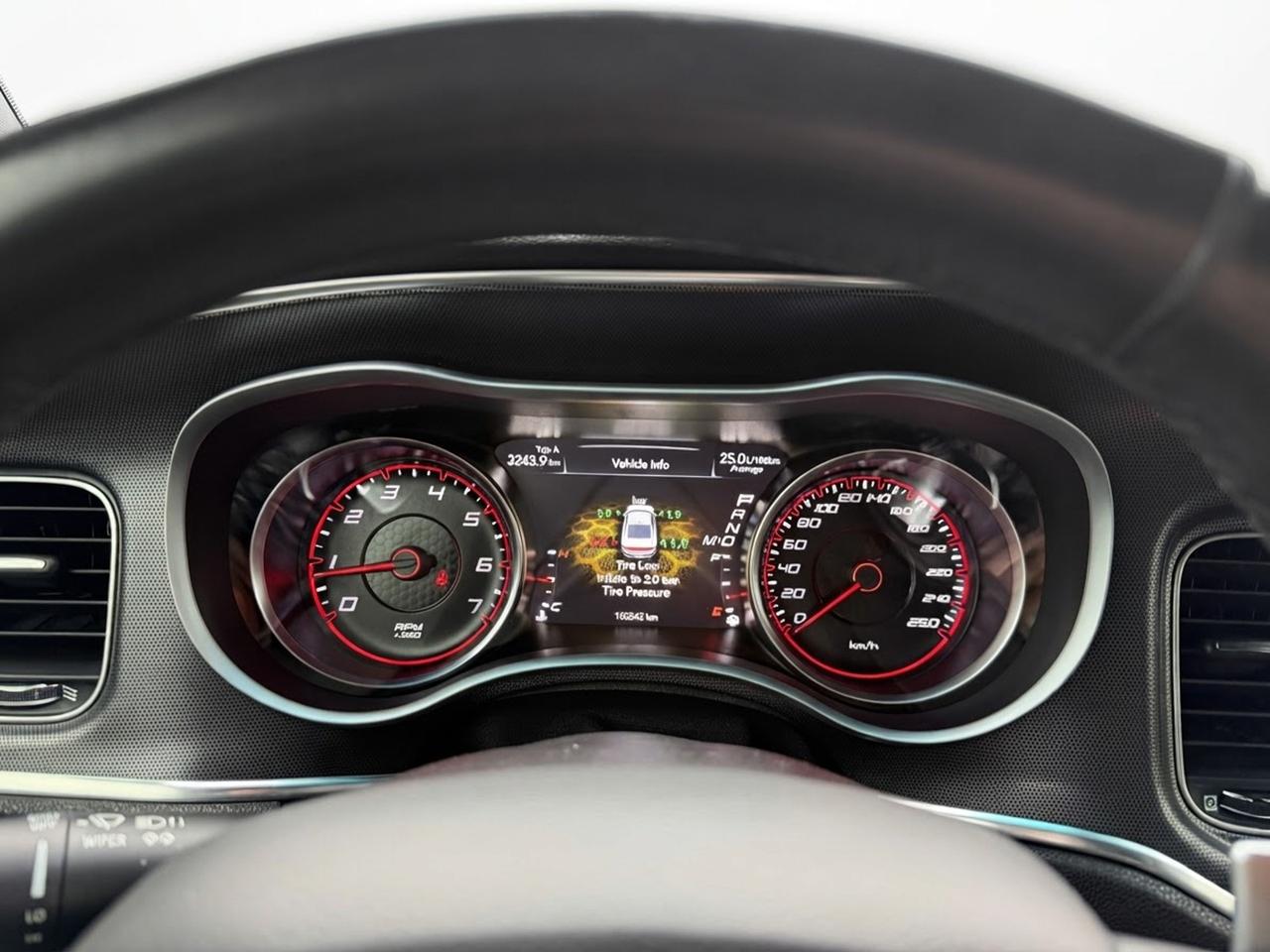 2017 Dodge Charger 4dr Sdn SXT AWD Photo
