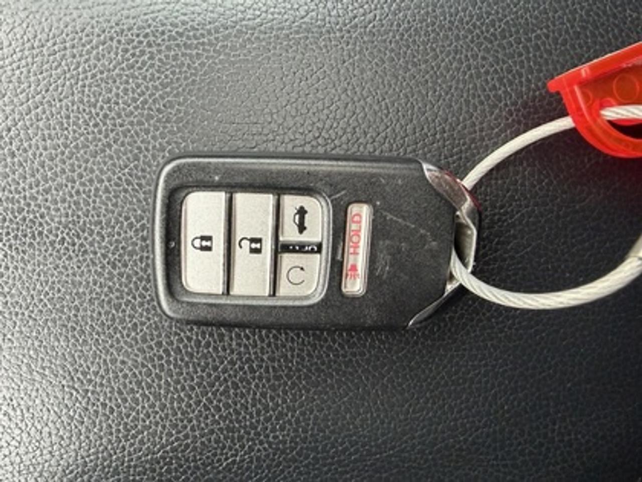 2021 Honda Civic Touring Sedan CVT Photo