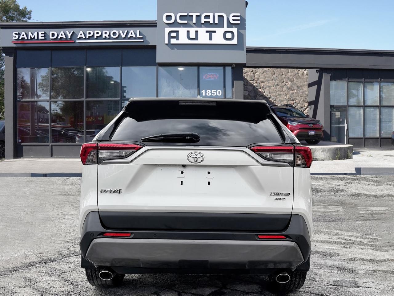 2019 Toyota RAV4 LIMITED AWD Photo