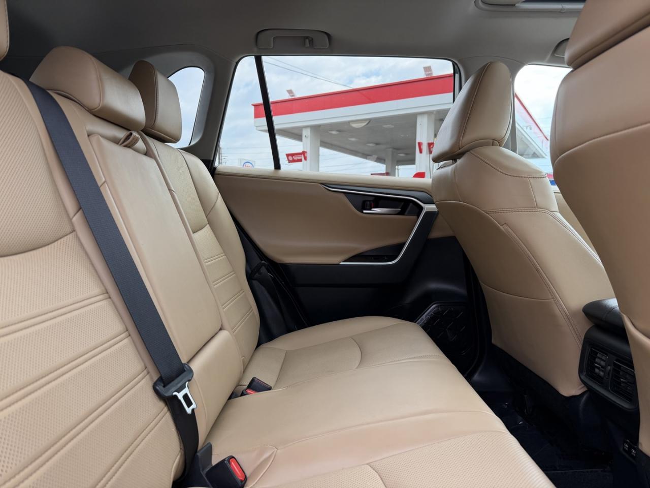 2019 Toyota RAV4 LIMITED AWD Photo