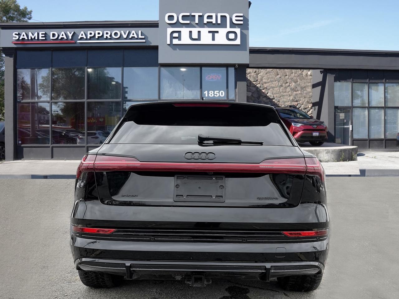 2022 Audi E-Tron Technik quattro Photo4
