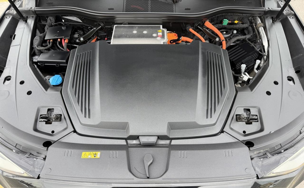 2022 Audi E-Tron Technik quattro Photo