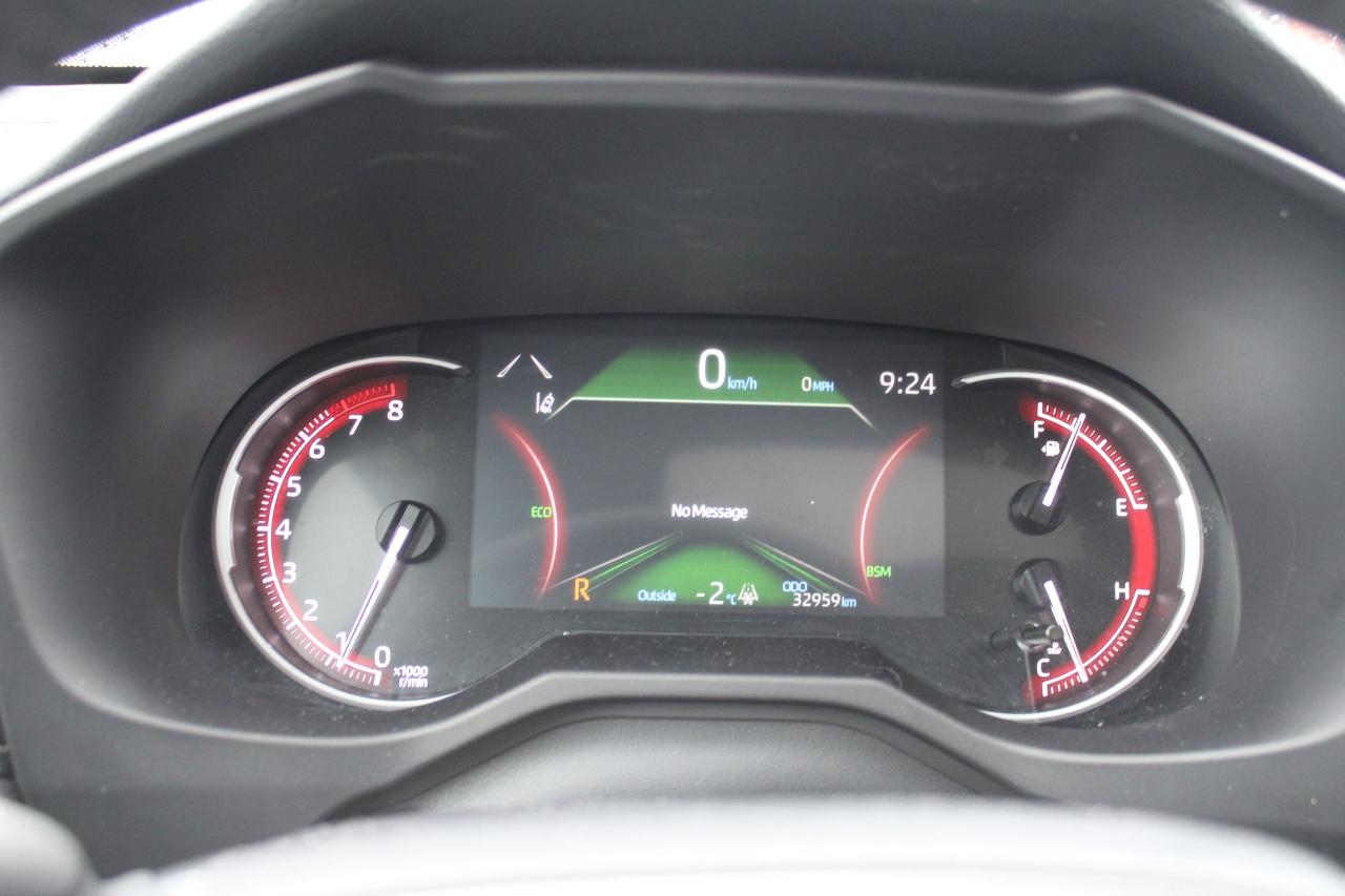 2025 Toyota RAV4 XLE Photo