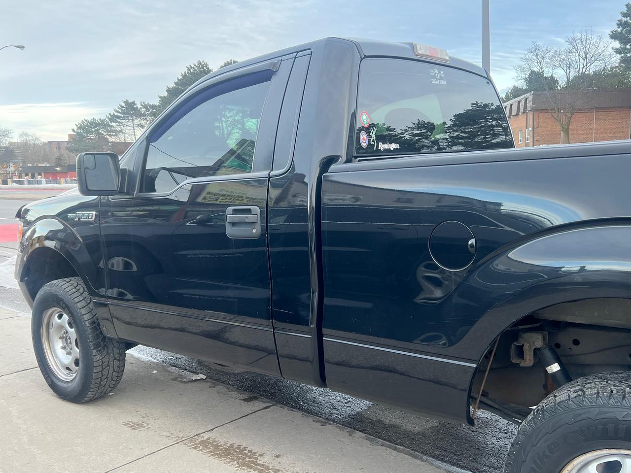 2013 Ford F-150 4WD -EXTRA CLEAN-AUTOMATIC & MORE! Photo3