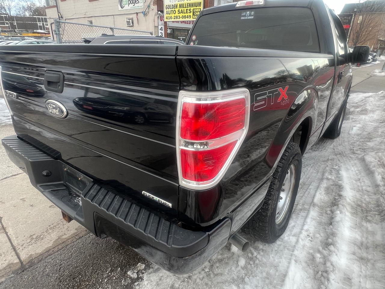 2013 Ford F-150 4WD -EXTRA CLEAN-AUTOMATIC & MORE! Photo