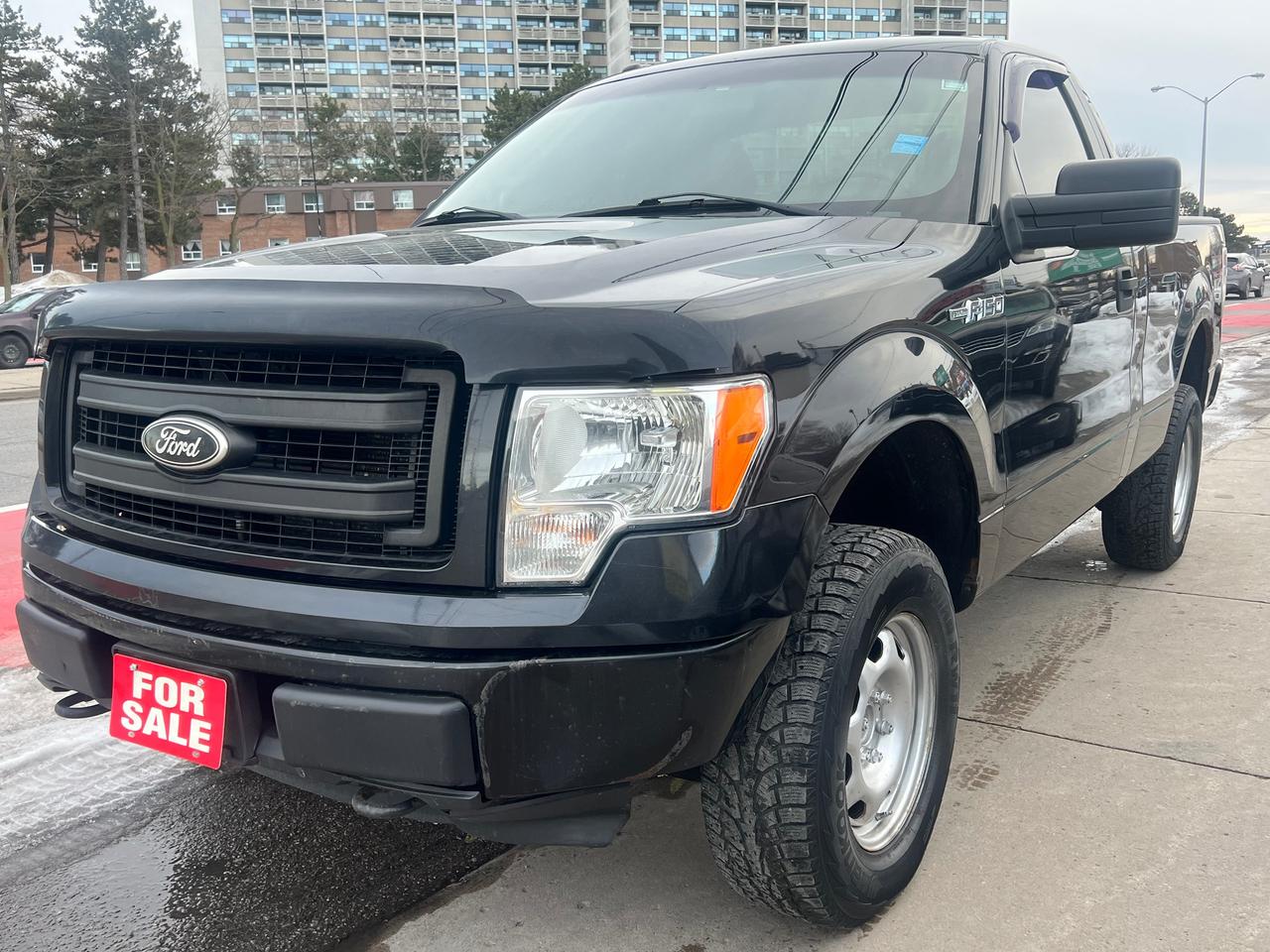 2013 Ford F-150 4WD -EXTRA CLEAN-AUTOMATIC & MORE! Photo2