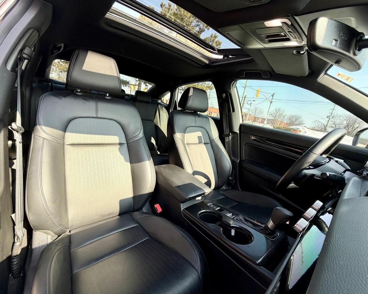 2025 Honda Civic Sport Touring Photo
