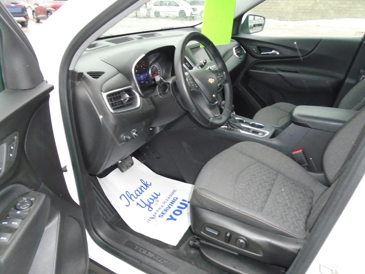 2024 Chevrolet Equinox LT AWD Photo4