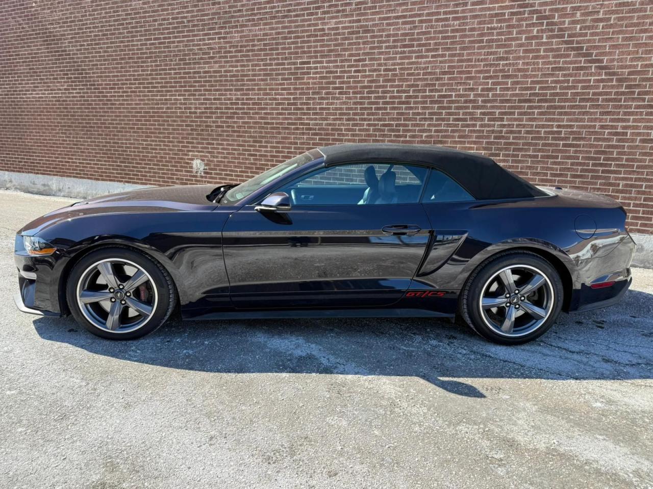 2022 Ford Mustang GT Premium CALI SPECIAL PERFORMANCE PKG Photo