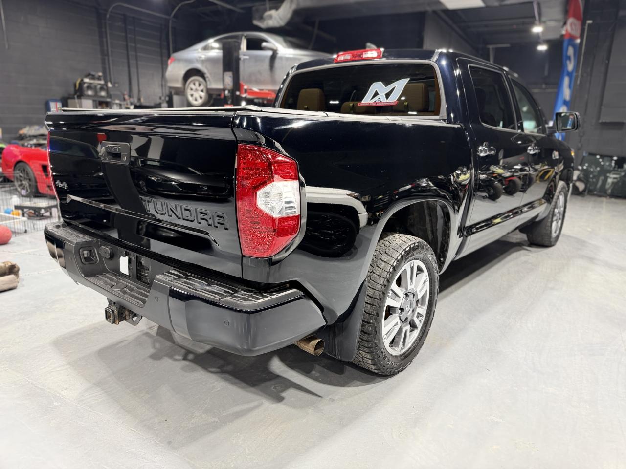 2021 Toyota Tundra 4x4 Crewmax Platinum Photo4