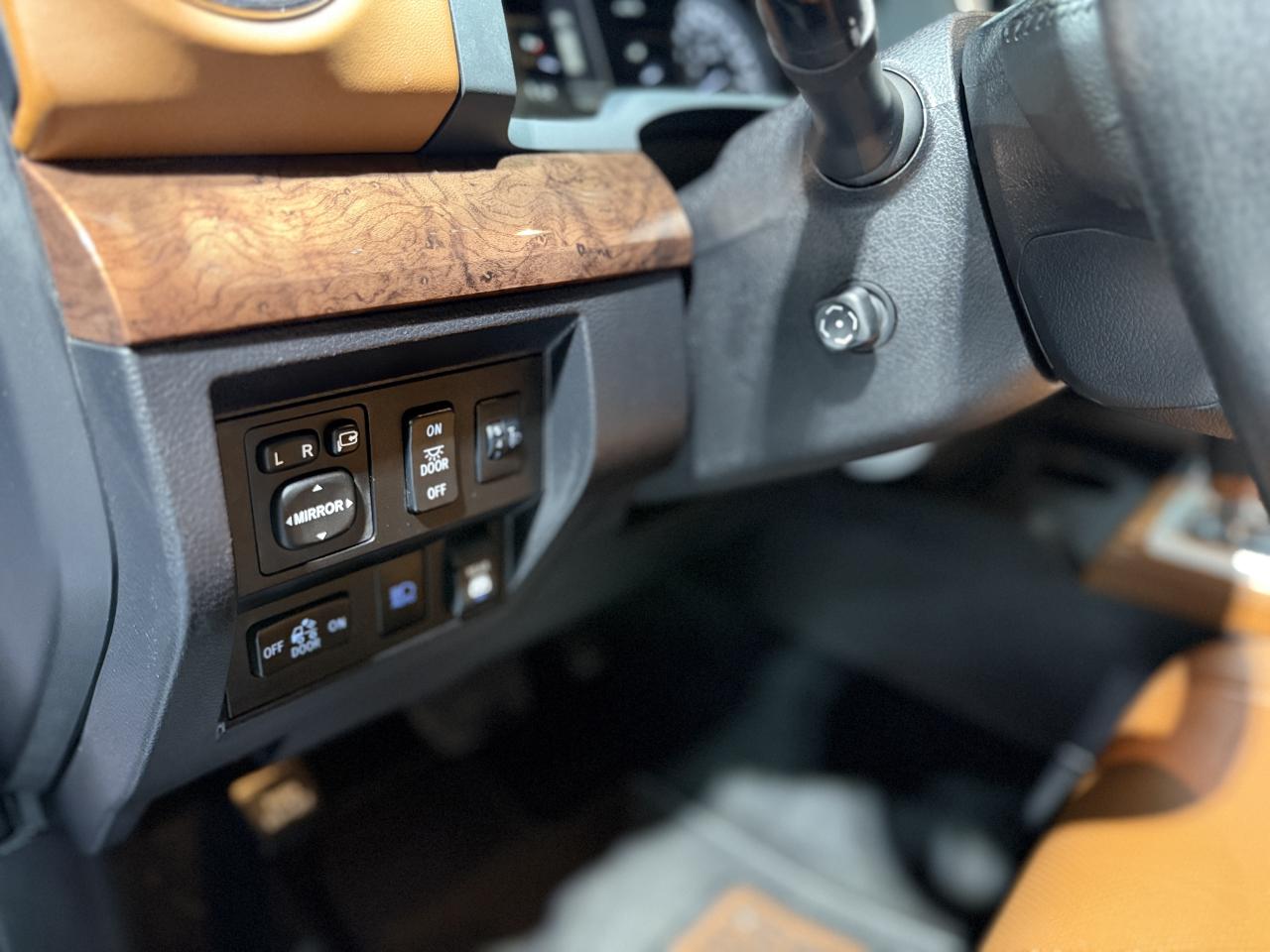 2021 Toyota Tundra 4x4 Crewmax Platinum Photo