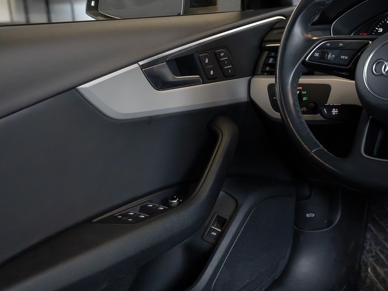 2023 Audi A4 Komfort| CLEAN CARFAX | NO ACCIDENTS| Photo