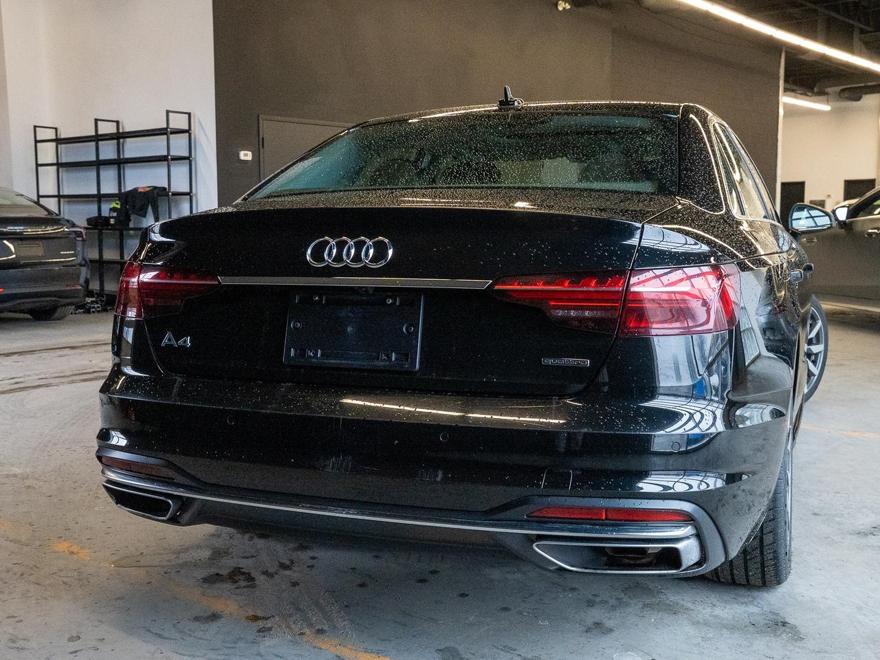 2023 Audi A4 Komfort| CLEAN CARFAX | NO ACCIDENTS| Photo