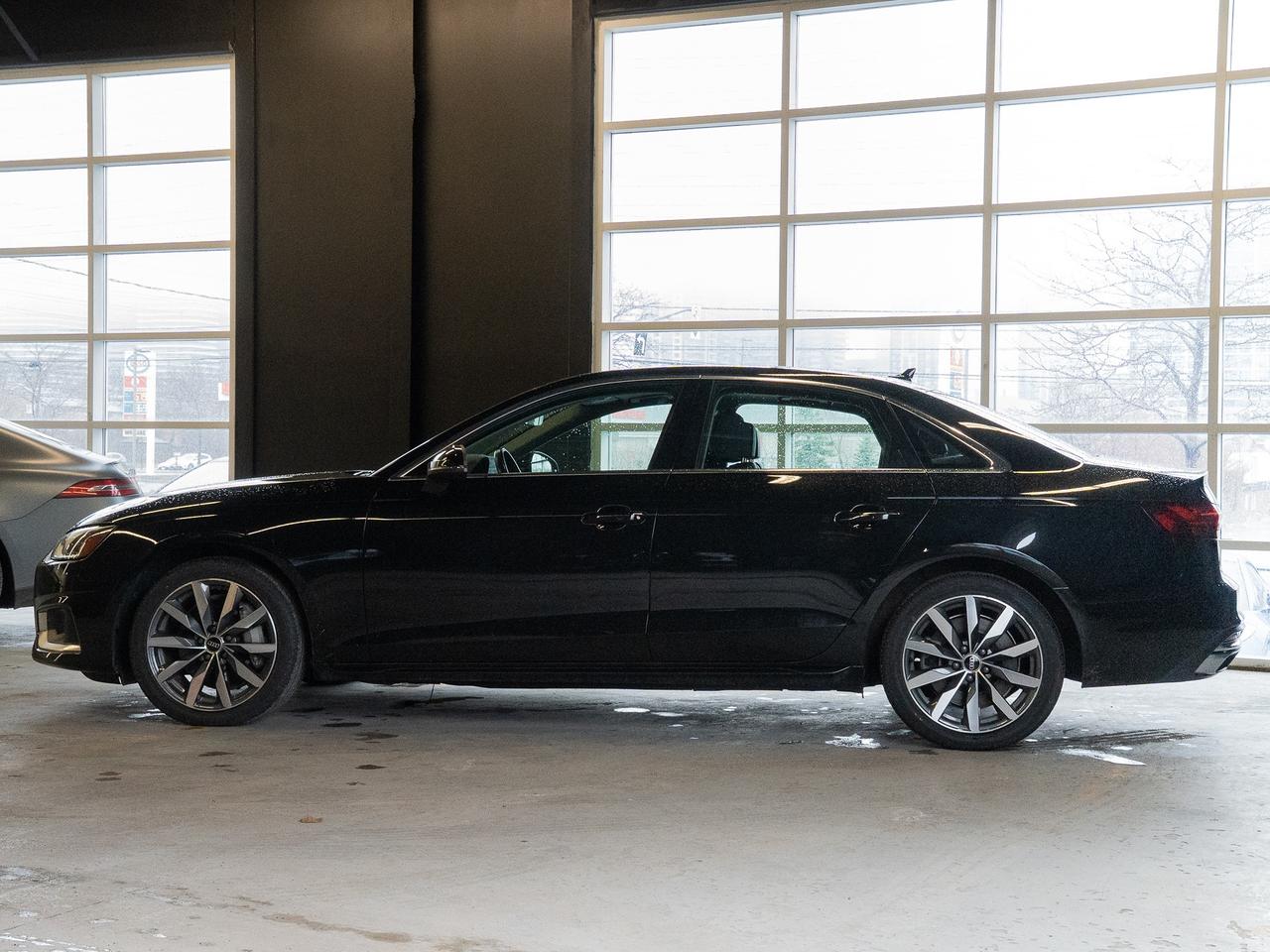 2023 Audi A4 Komfort| CLEAN CARFAX | NO ACCIDENTS| Photo