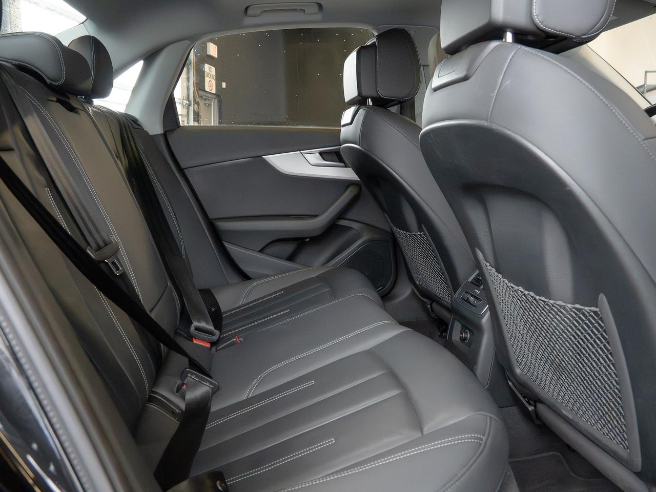 2023 Audi A4 Komfort| CLEAN CARFAX | NO ACCIDENTS| Photo