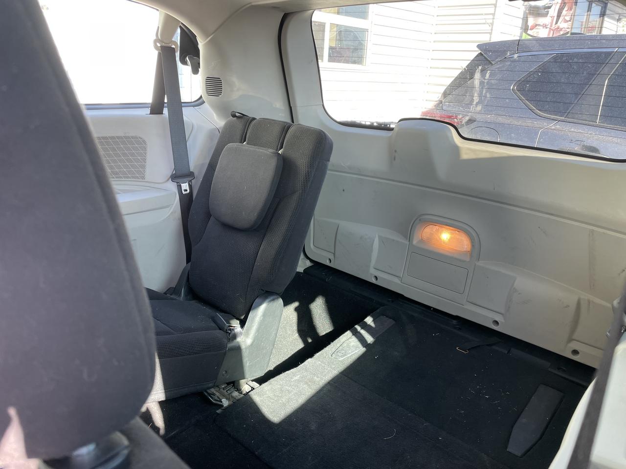 2014 Dodge Grand Caravan SE Photo