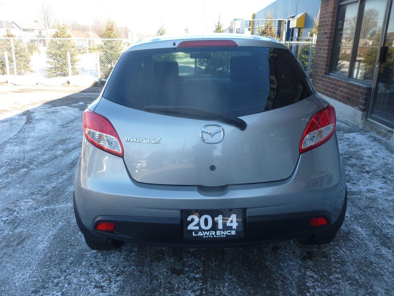 2014 Mazda MAZDA2 GX Photo3