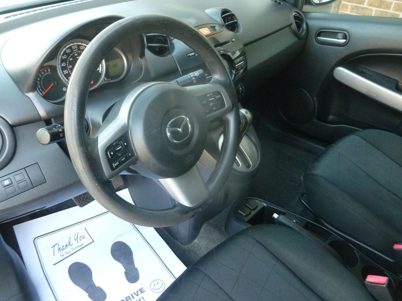 2014 Mazda MAZDA2 GX Photo