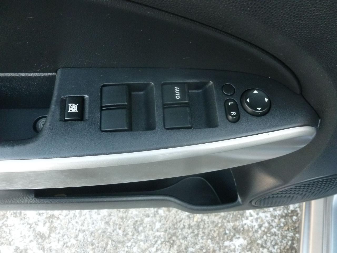 2014 Mazda MAZDA2 GX Photo