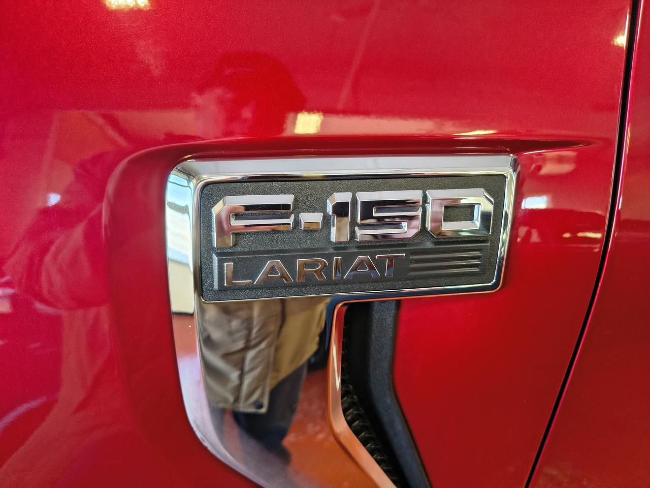 2022 Ford F-150 Lariat Crew Photo