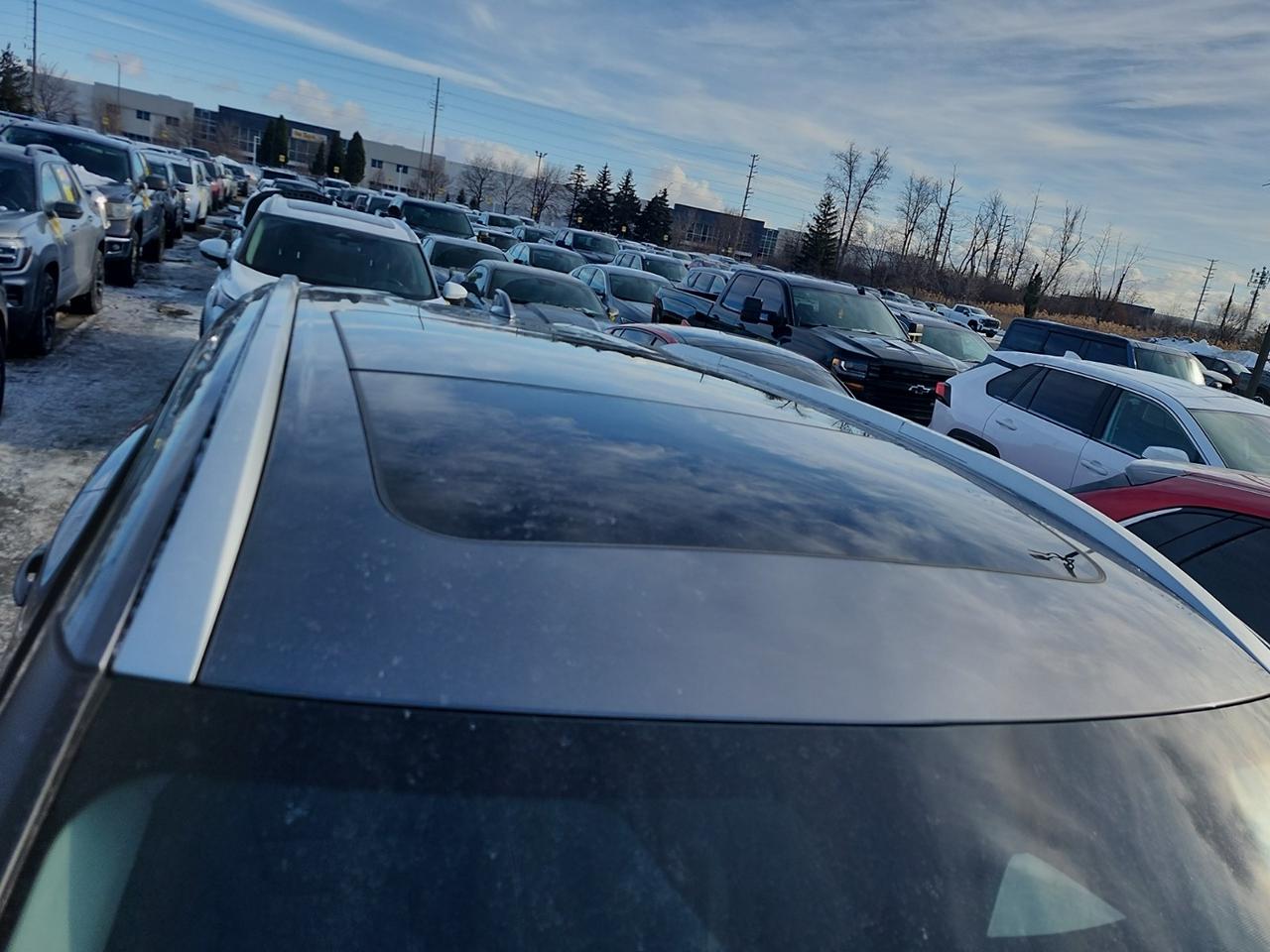 2024 Nissan Rogue SV MOONROOF Photo4