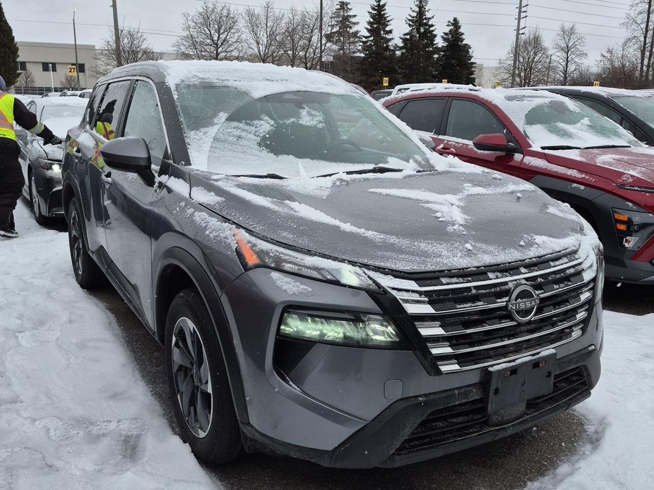 2024 Nissan Rogue SV MOONROOF Photo