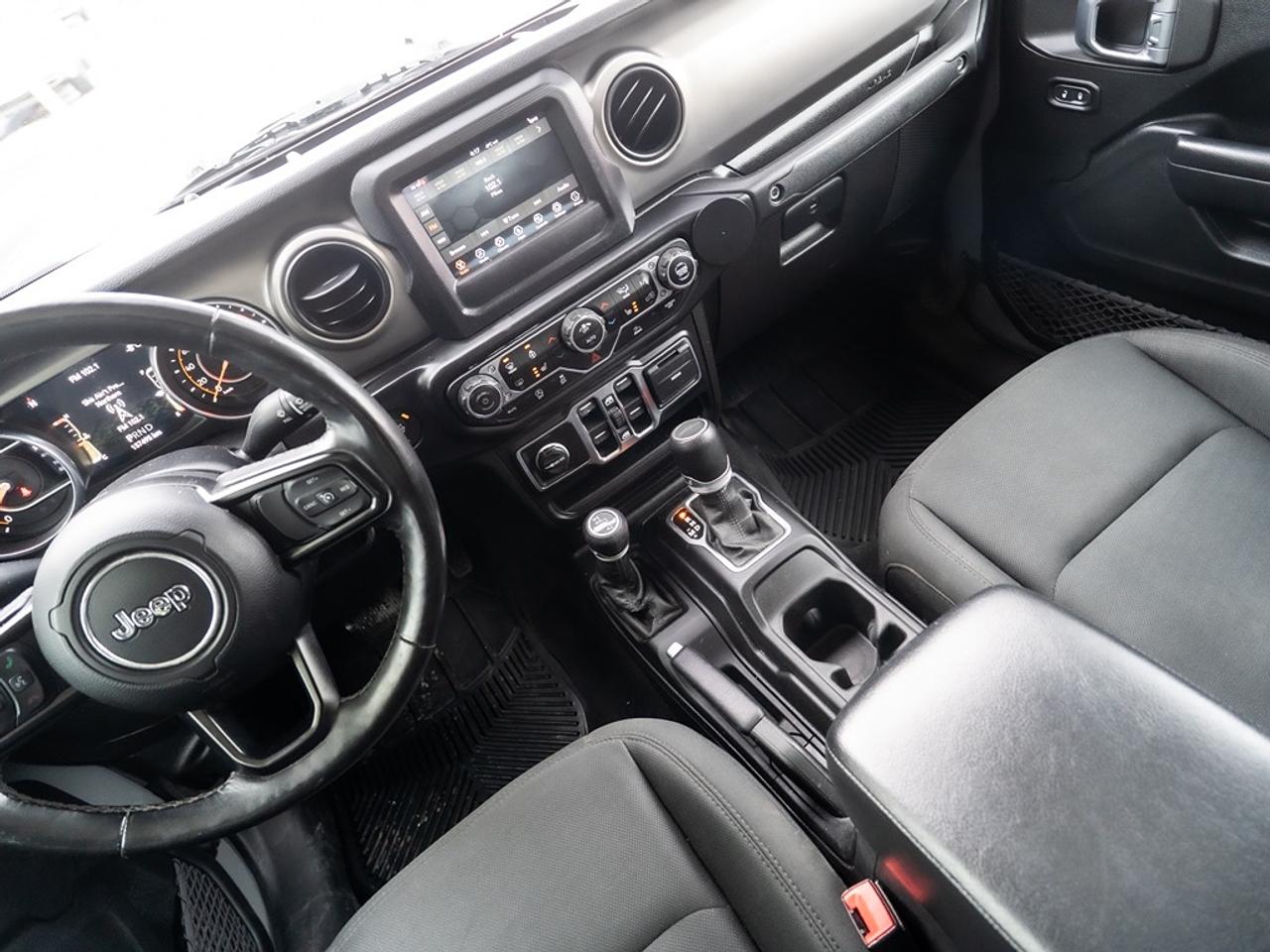 2020 Jeep Gladiator Sport S 4x4 LIFT/RIMS/TIRES Photo32