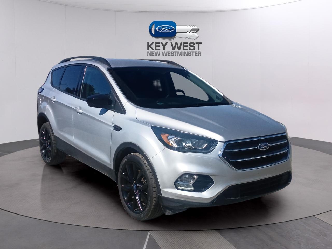 2017 Ford Escape 4WD SE Photo0
