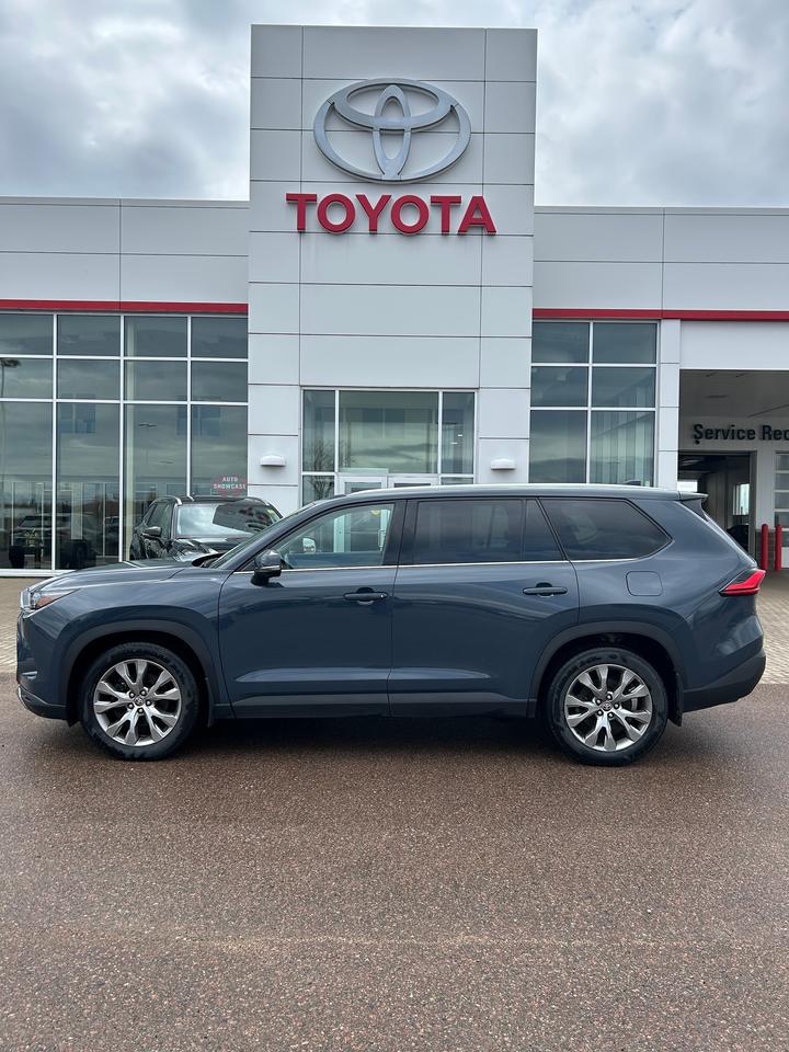 2024 Toyota Grand Highlander GRAND HIGHLANDER LIMITED AWD Photo