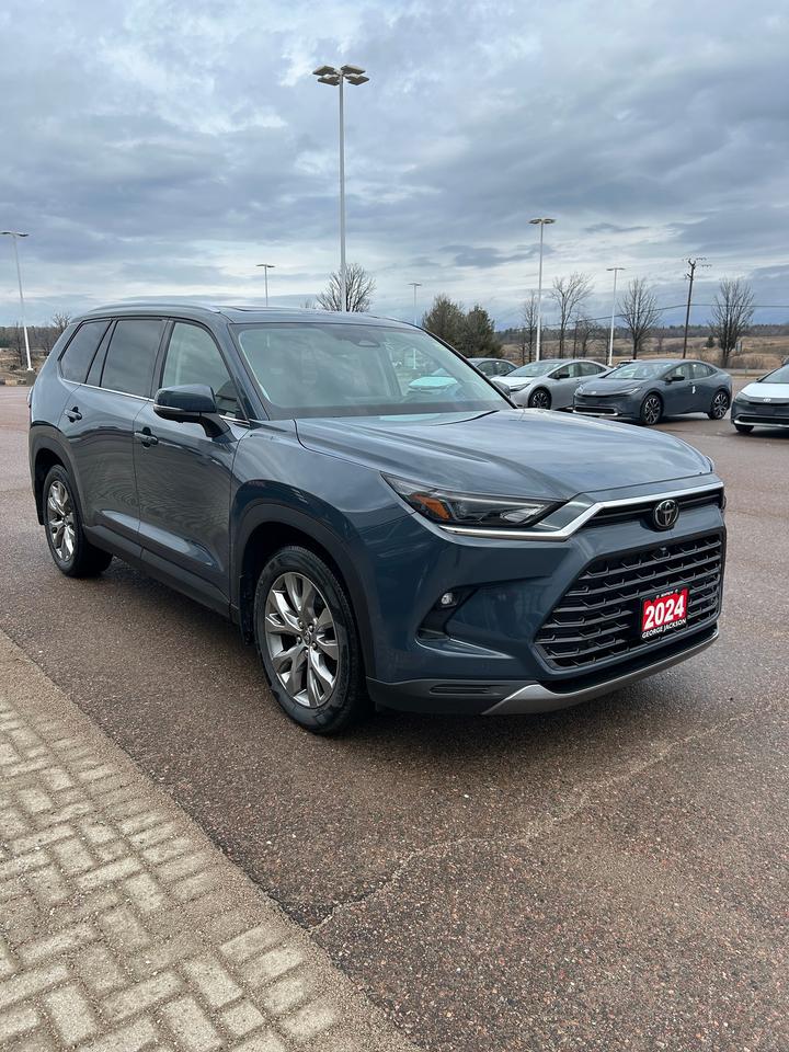 2024 Toyota Grand Highlander GRAND HIGHLANDER LIMITED AWD Photo