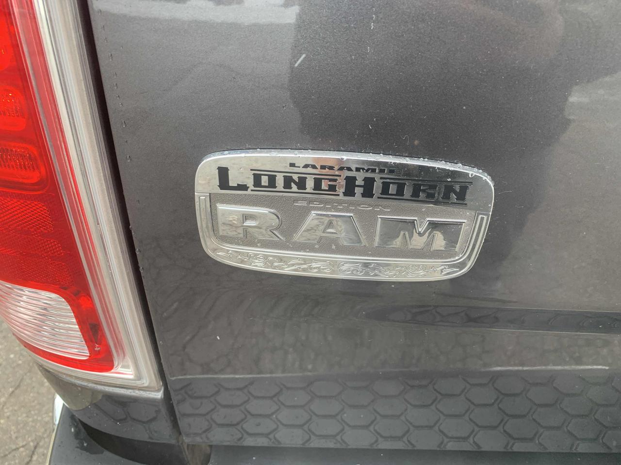 2018 RAM 1500 LONGHORN/ LARAMIE/ DIESEL/ ONE OWNER / NO ACCIDENT Photo