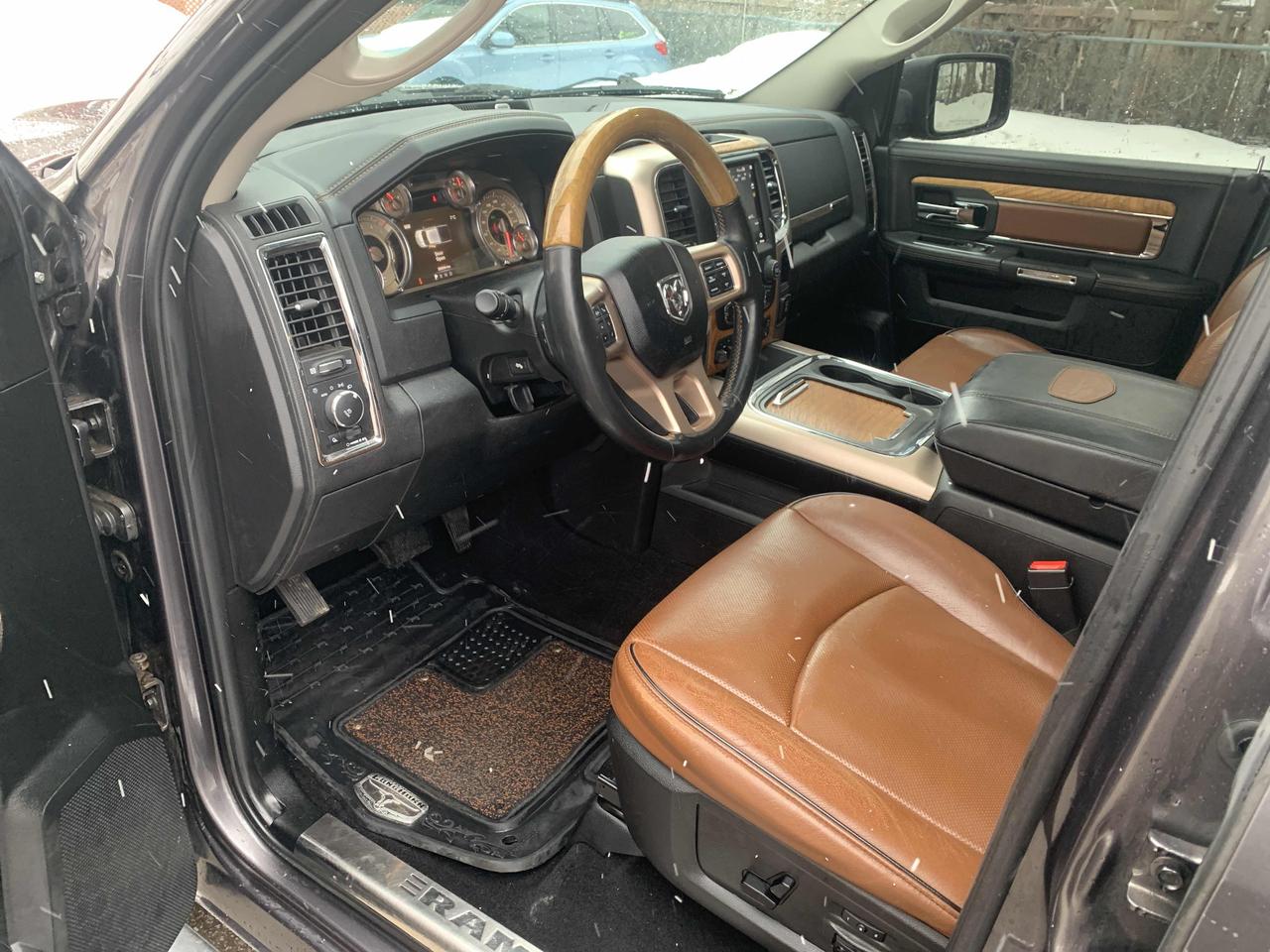 2018 RAM 1500 LONGHORN/ LARAMIE/ DIESEL/ ONE OWNER / NO ACCIDENT Photo