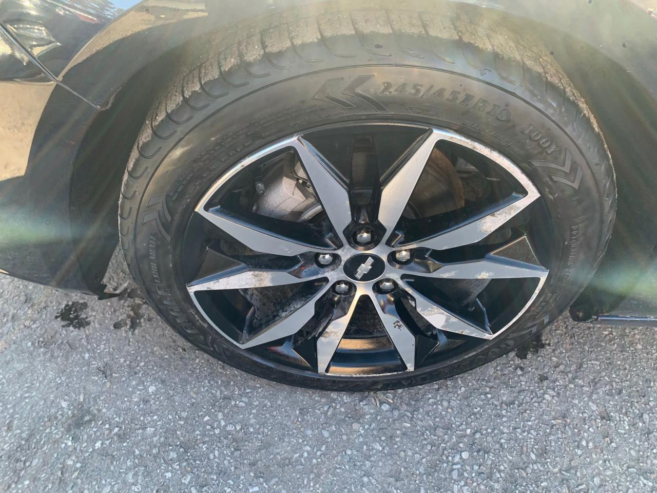 2017 Chevrolet Malibu LT/ LEATHER /ROOF / NAVI / REAR CAM / MINT /AC / Photo