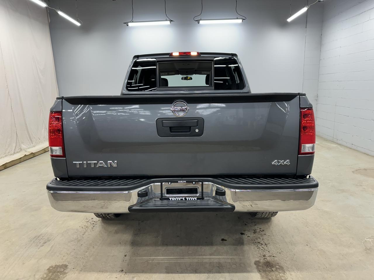 2014 Nissan Titan 4WD CREW CAB SWB S Photo