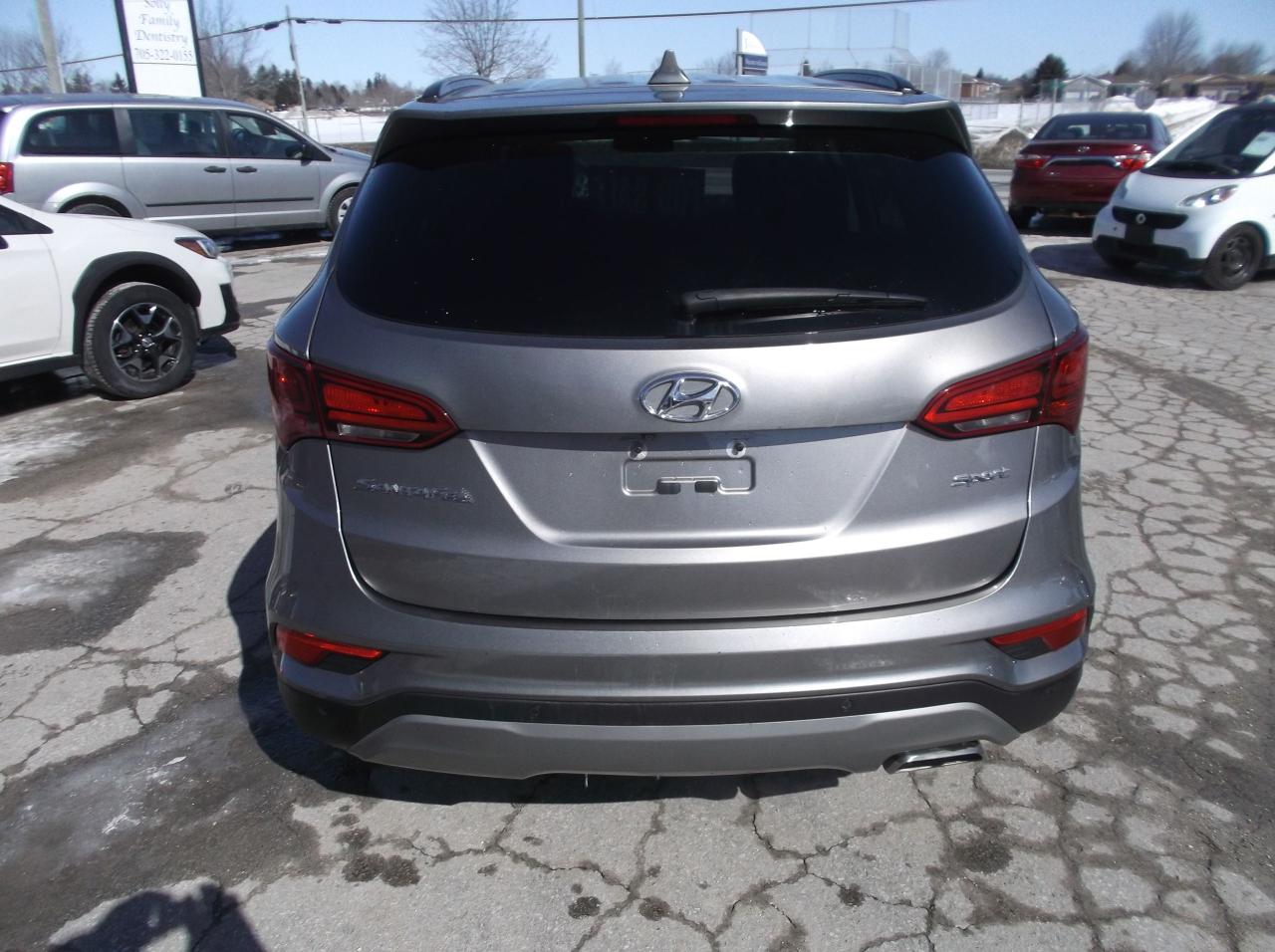 2017 Hyundai Santa Fe Sport SPORT Photo