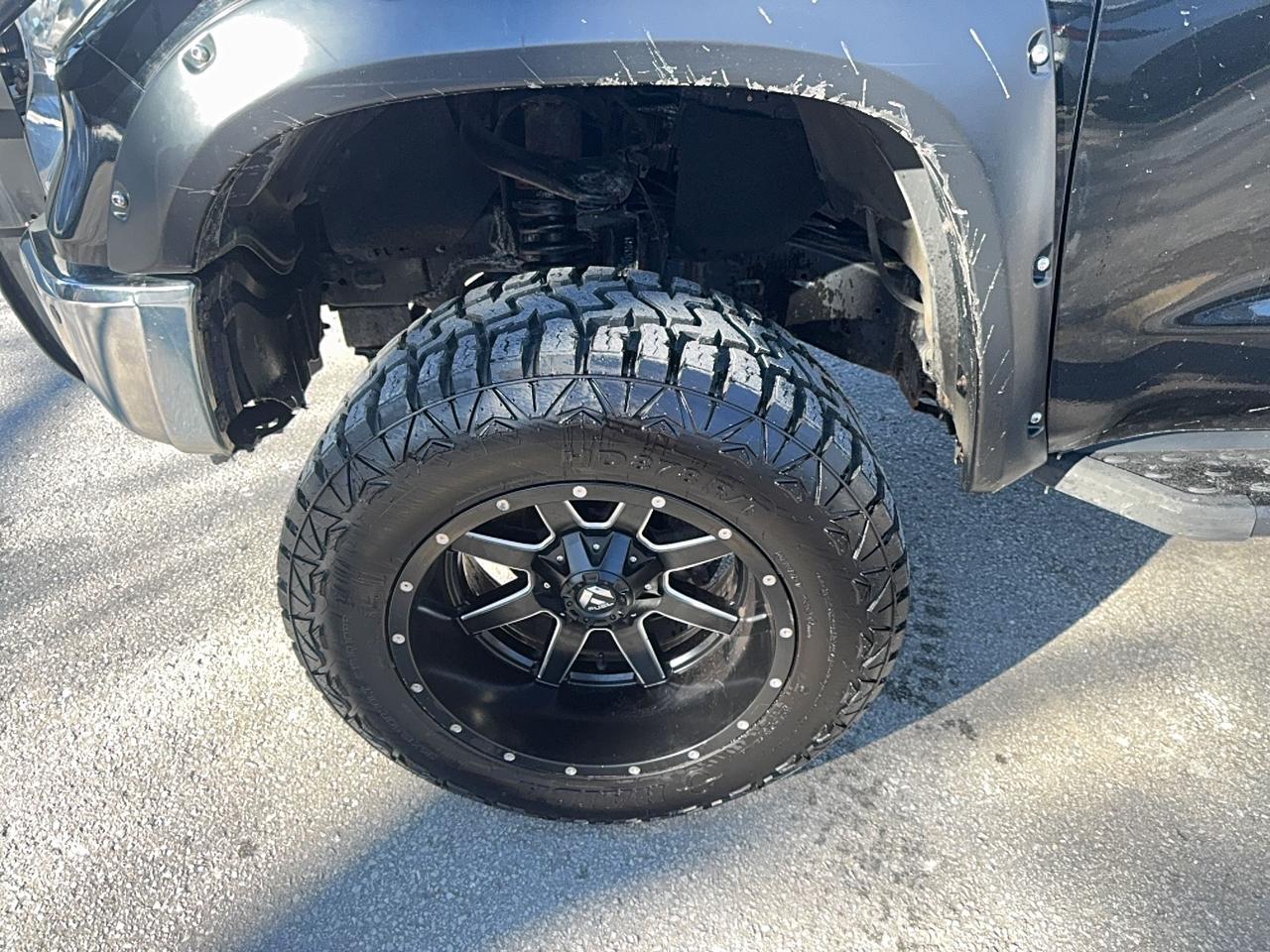 2014 Toyota Tundra Limited  Photo