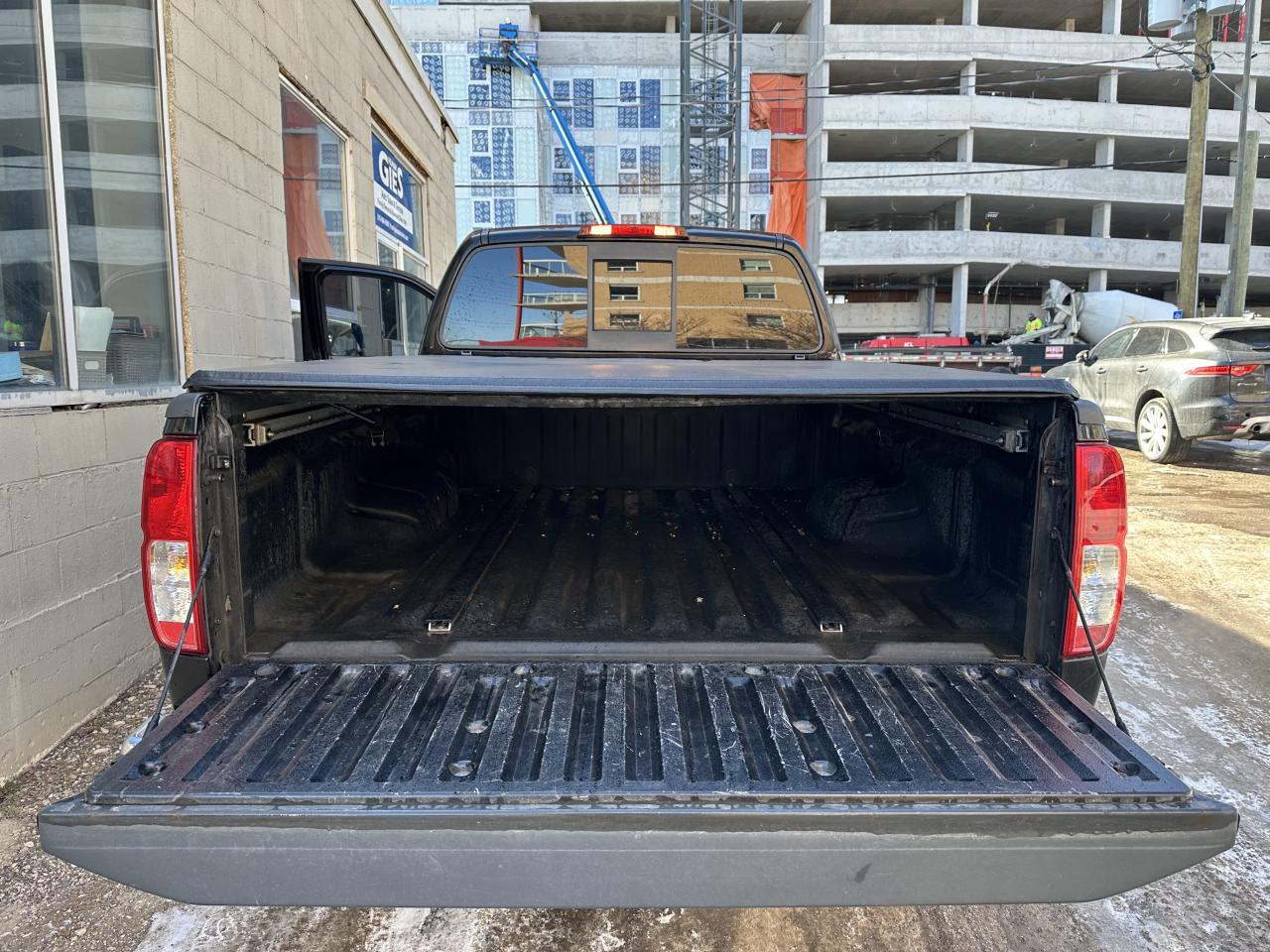 2015 Nissan Frontier SV Photo