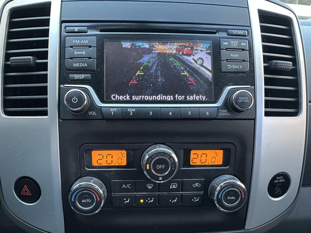 2015 Nissan Frontier SV Photo