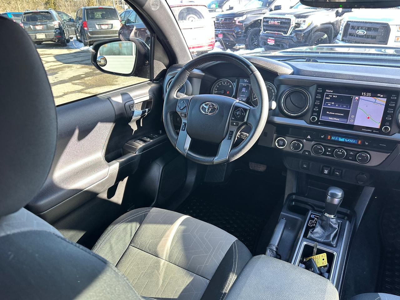 2021 Toyota Tacoma TRD Sport 4x4 LB NAV Heated Cloth Bluetooth FM/XM Photo