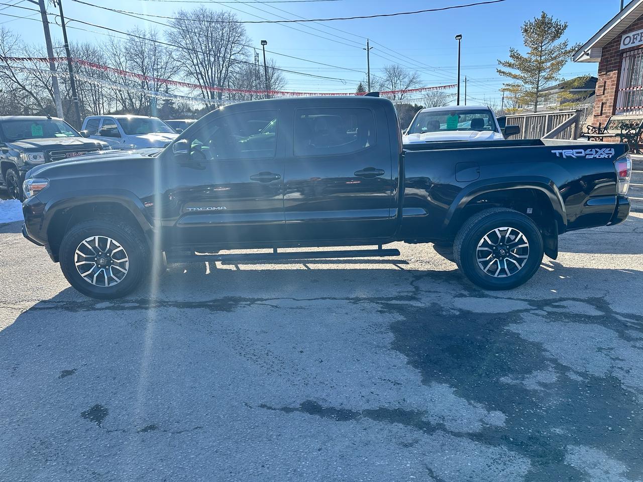 2021 Toyota Tacoma TRD Sport 4x4 LB NAV Heated Cloth Bluetooth FM/XM Photo2