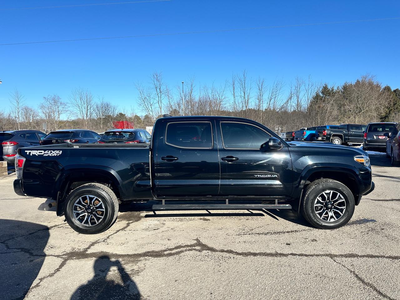 2021 Toyota Tacoma TRD Sport 4x4 LB NAV Heated Cloth Bluetooth FM/XM Photo4