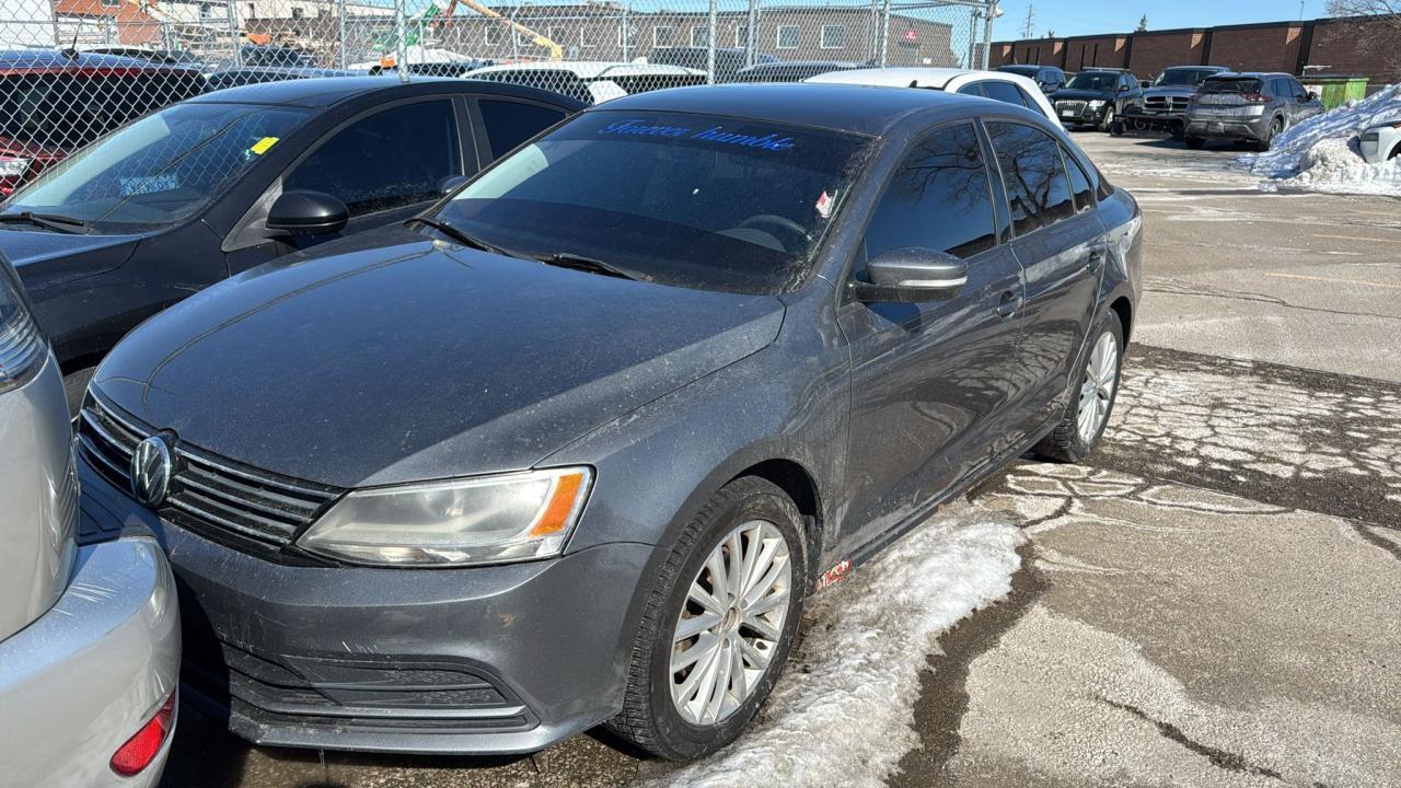 2015 Volkswagen Jetta 2.0 L, AUTOMATIC - Photo #1