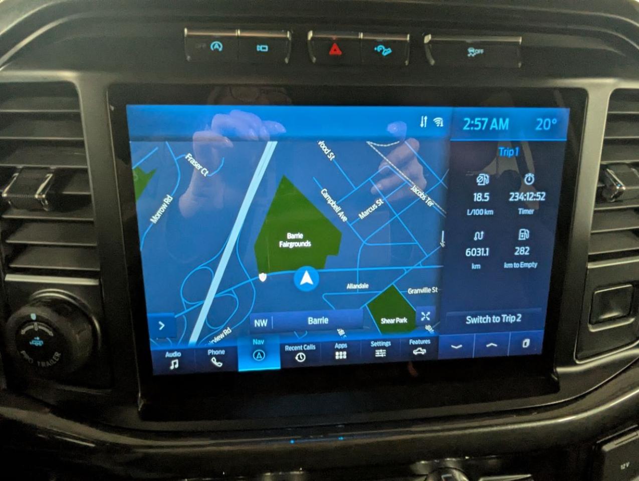 2021 Ford F-150 XLT WITH FX4 PACKAGE WITH 5.0L V8 COYOTE MOTOR!! Photo