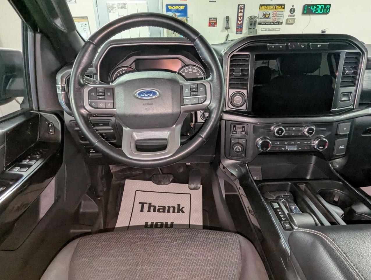 2021 Ford F-150 XLT WITH FX4 PACKAGE WITH 5.0L V8 COYOTE MOTOR!! Photo