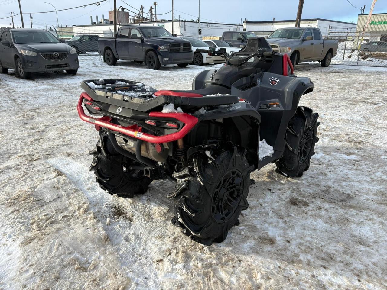 13684535
