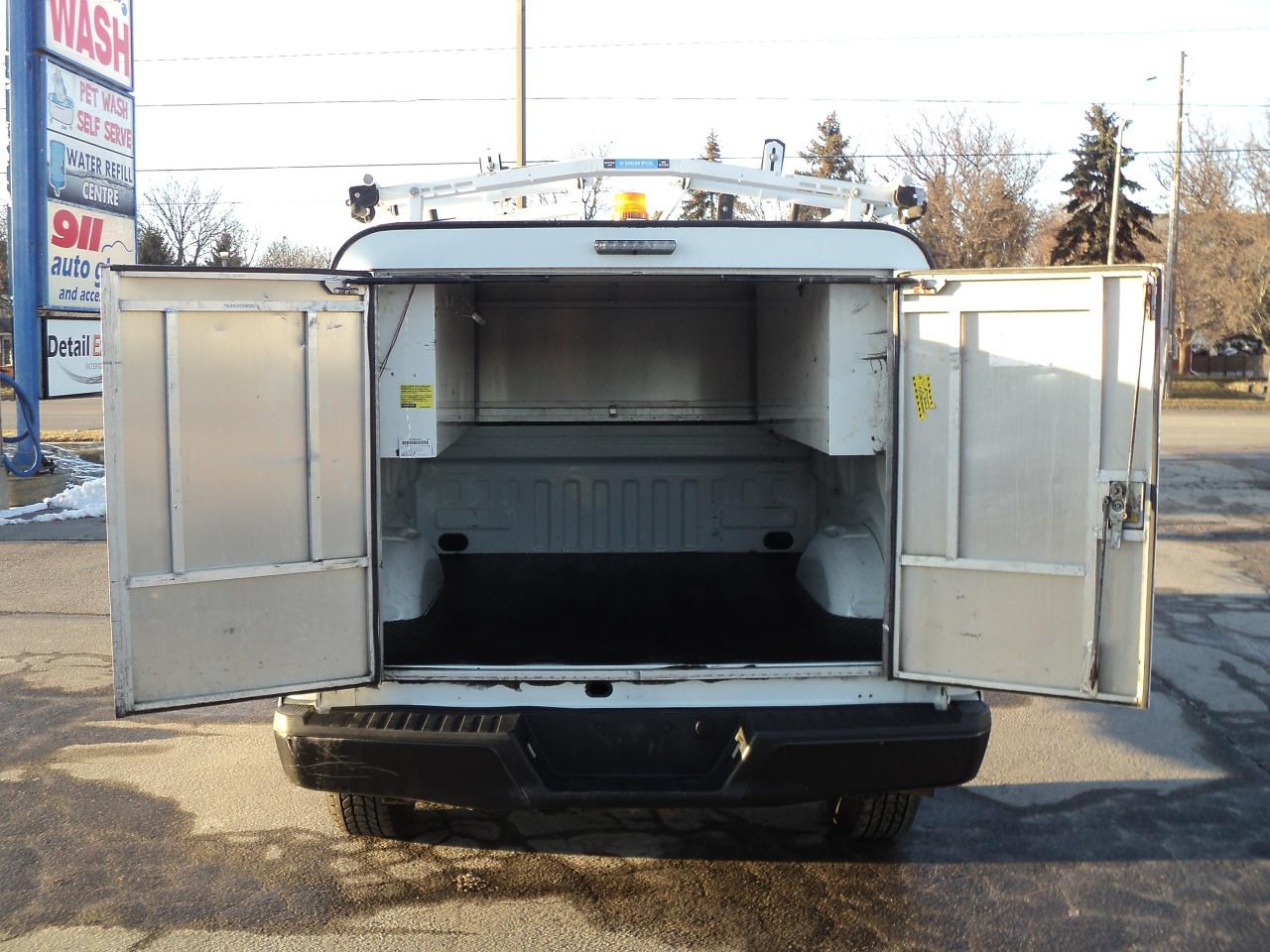 2019 Ford F-150 XL RegCab  4WD 3.3L6cylGas  6.5' BOX BackUpCam Photo